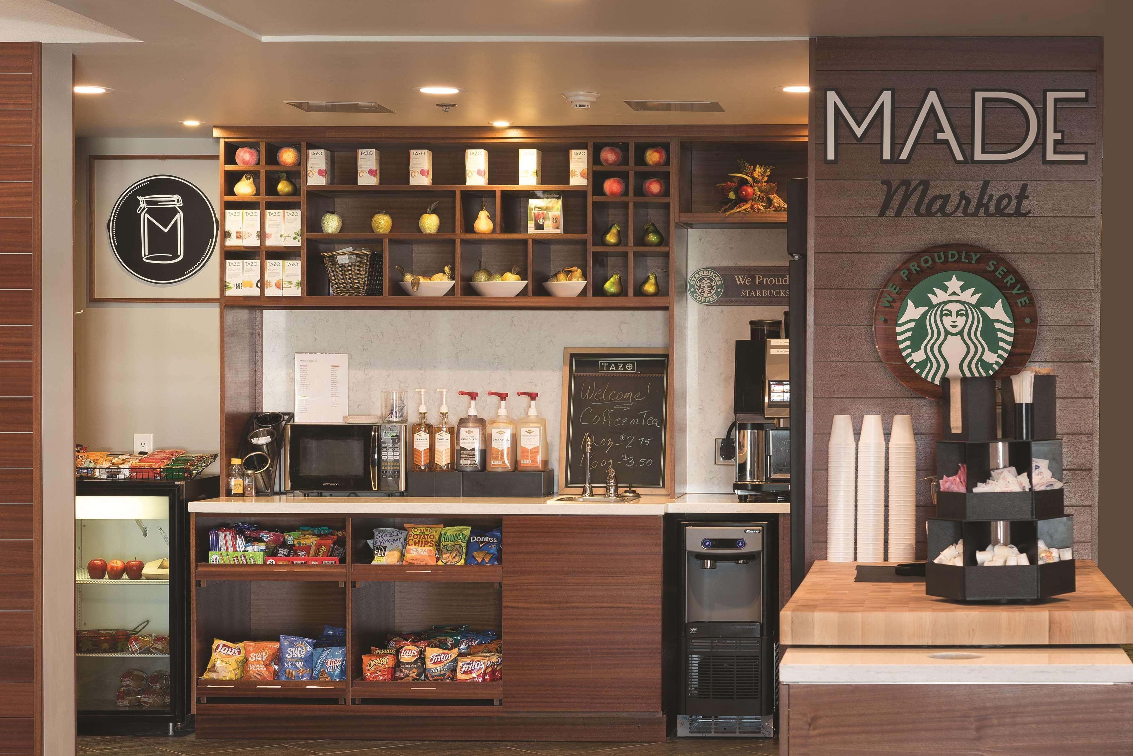 Doubletree By Hilton Racine Harbourwalk Hotel Bagian luar foto