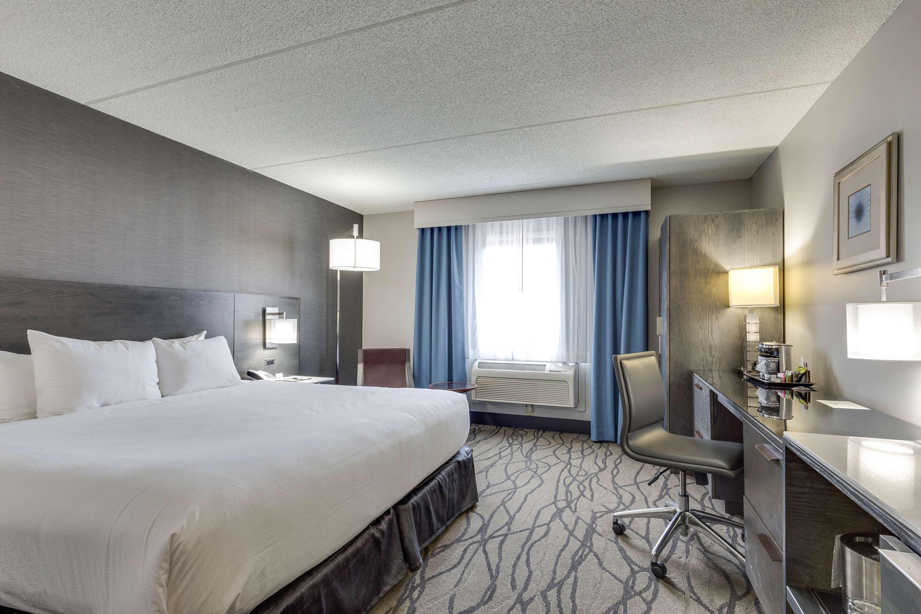 Doubletree By Hilton Racine Harbourwalk Hotel Bagian luar foto