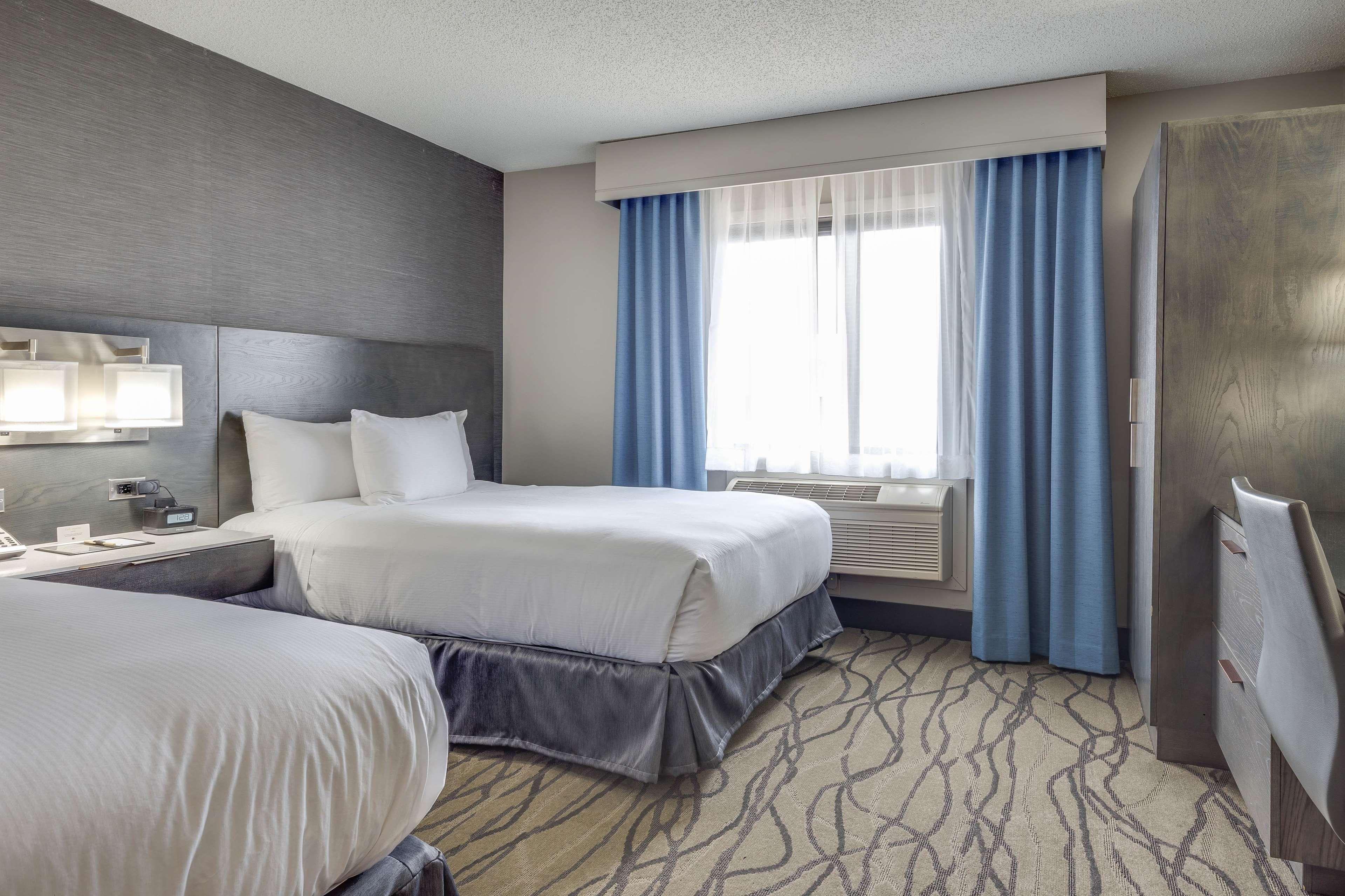 Doubletree By Hilton Racine Harbourwalk Hotel Bagian luar foto