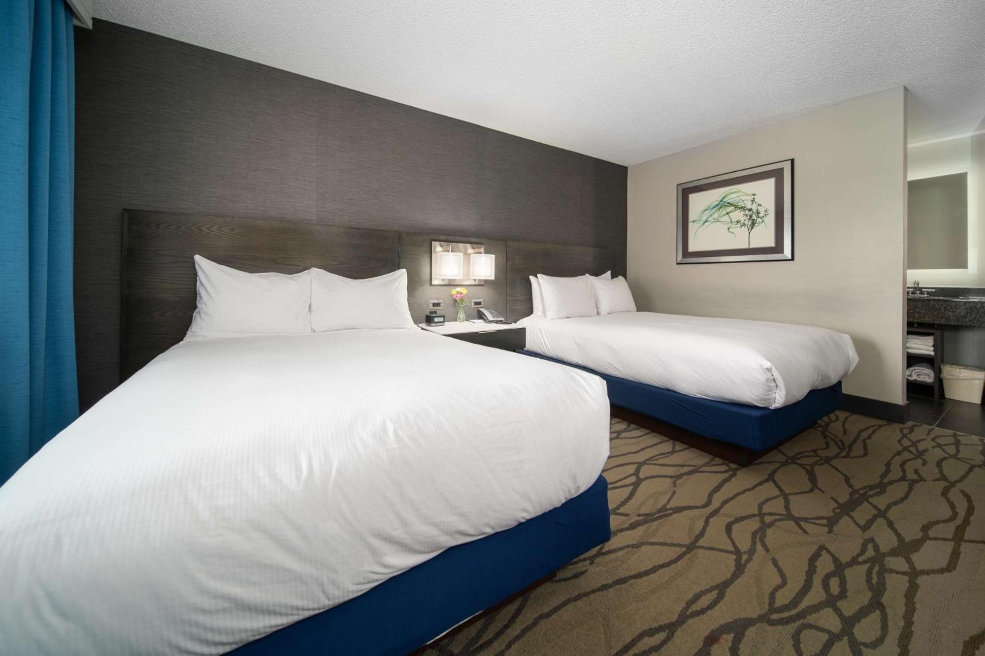 Doubletree By Hilton Racine Harbourwalk Hotel Bagian luar foto