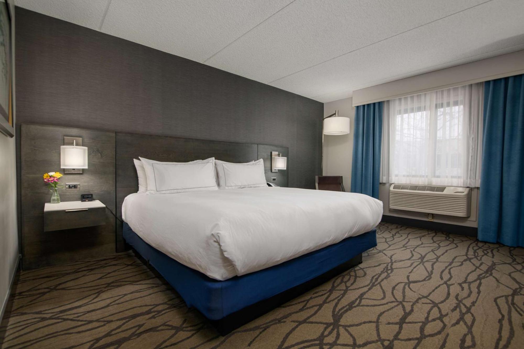 Doubletree By Hilton Racine Harbourwalk Hotel Bagian luar foto